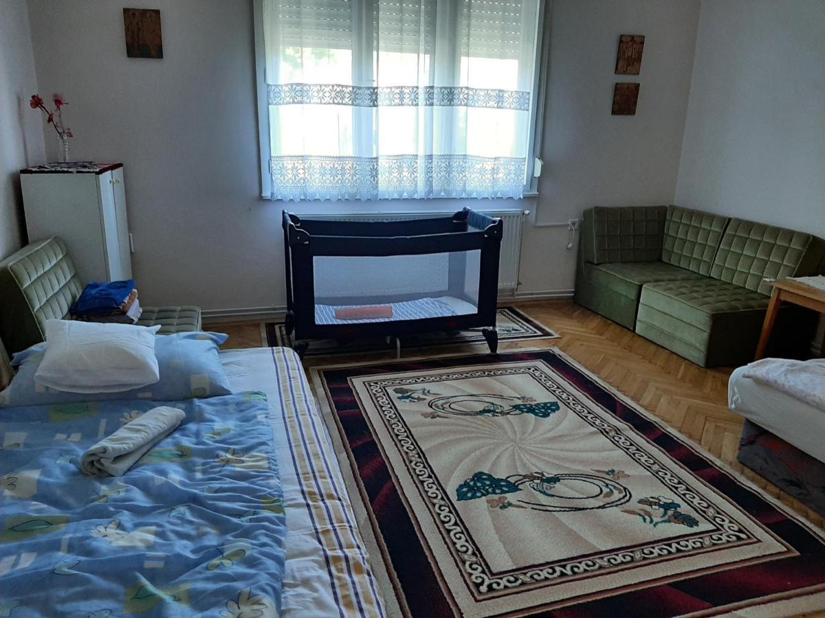 Uj Elet Weekend House Βίλα Balatonkeresztúr Εξωτερικό φωτογραφία